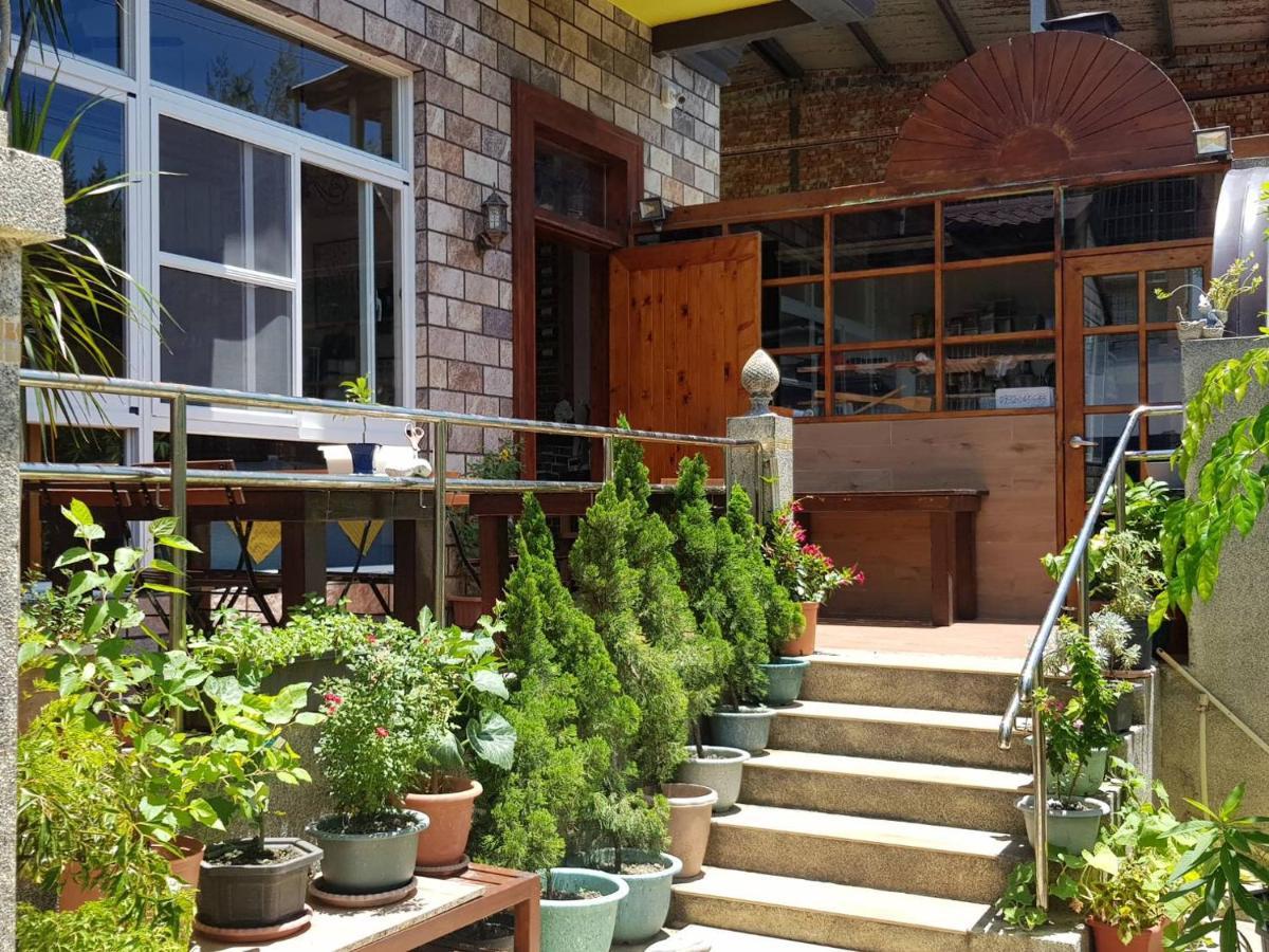 La Fleur Bnb & Restaurant Hengchun Old Town Exterior foto