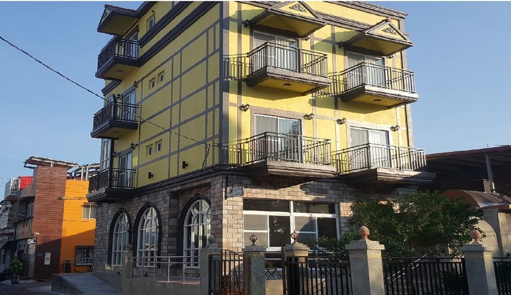 La Fleur Bnb & Restaurant Hengchun Old Town Exterior foto